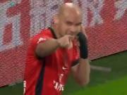 成都2-1战胜铁人,费利佩与席尔瓦联手助球队夺冠在即